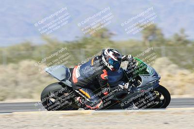 media/Dec-04-2025-Racers Edge (Thu) [[5ebc9f124d]]/3-B Group/5-Session 2 Turn 2 inside Speed Pans/